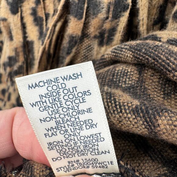 BKE Leopard Vest Womens XS Hooded Jacket Fringe Detail Single Button COMFY NEW - Picture 10 of 11